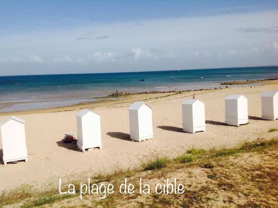 Eole, Idealement Situe Sur Le Port De St Martin De Re Saint-Martin-de-Ré Kültér fotó