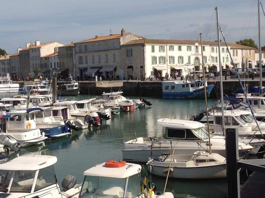 Eole, Idealement Situe Sur Le Port De St Martin De Re Saint-Martin-de-Ré Kültér fotó
