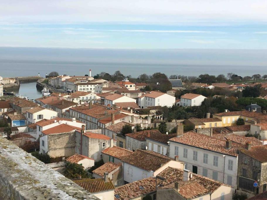 Eole, Idealement Situe Sur Le Port De St Martin De Re Saint-Martin-de-Ré Kültér fotó